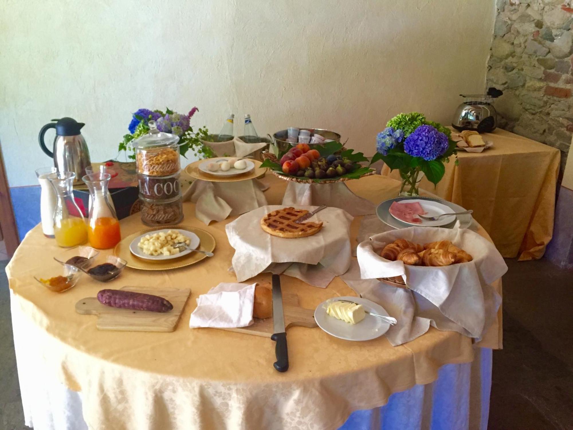 Le 5 Frecce Villa Cavour Luaran gambar
