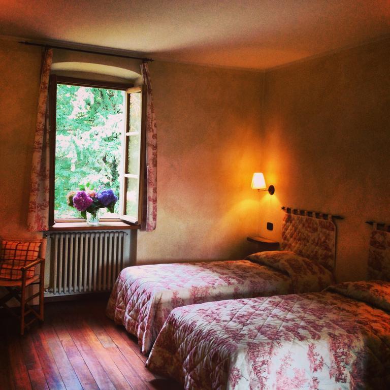 Le 5 Frecce Villa Cavour Bilik gambar