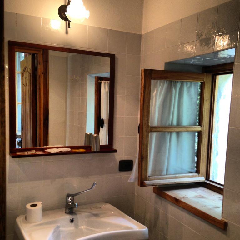Le 5 Frecce Villa Cavour Bilik gambar